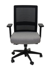 Gesture Executive Task Chair