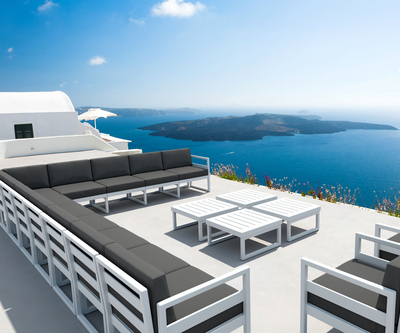 Outdoor Lounges